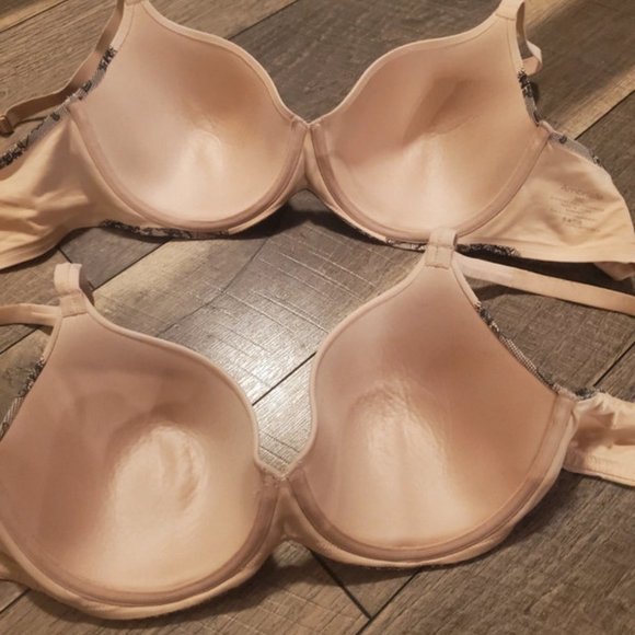 Bras - Picture 2 of 3